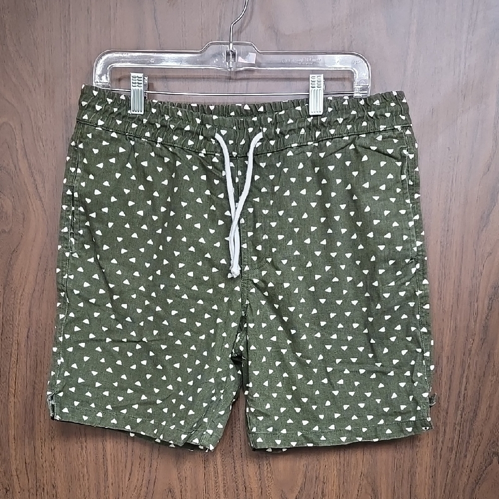 Zip Code Size M Green and White Cotton Shorts